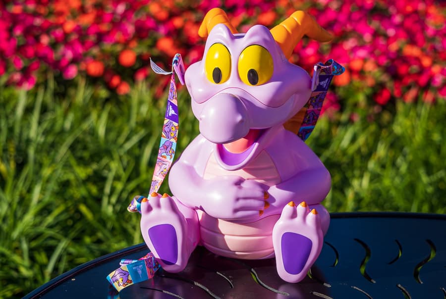 Figment Rainbow Premium Bucket